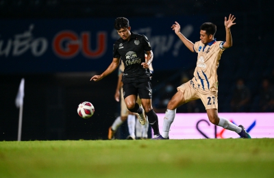 ปราสาทสายฟ้า เชือด เสือป่าราชา 2-0 ฉลุยสู่รอบ 16 ทีมสุดท้าย ลูกหนังช้าง เอฟเอ คัพ