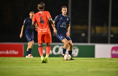 ปราสาทสายฟ้า ยิงไม่ซ้ำหน้า ไล่ต้อน สวาทแคท 5-0 ดาร์บี้แมตช์อีสานใต้