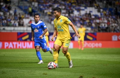 ปราสาทสายฟ้า บุกเจ๊า บีจี ไร้สกอร์ ฉลุยเข้าชิงดำ SHOPEE CUP