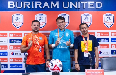 ราฟาเอล โตลีโด ชี้ แข้งปราสาทสายฟ้า สู้ทุกจังหวะ นำไปสู่การคว้าแชมป์ SHOPEE CUP /  ฉัตรชัย บุตรพรม เผย คว้าจ้าวสโมสรอาเซียน ปลดล็อกทุกอย่างในใจ ขอบคุณทุกคน
