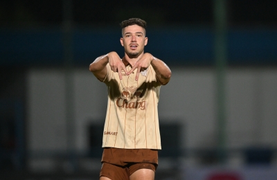 ปราสาทสายฟ้า พลิกแซง สิงห์นายด่าน 5-1 ทะลุเข้าสู่รอบ 16 ทีม ช้าง เอฟเอ คัพ ต่อไป