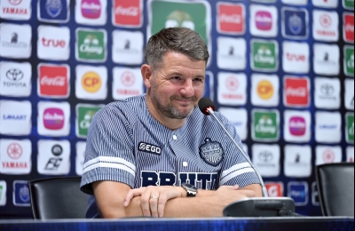 มาร์ค แจ็คสัน พอใจฟอร์มทีม หลังเอาชนะ เมืองทอง ยูไนเต็ด 2-1 พร้อมชื่นชมนักเตะ ที่สู้ไม่ถอยในช่วงโปรแกรมอัดแน่น