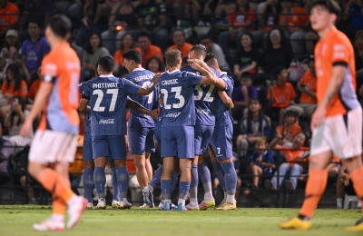 ปราสาทสายฟ้า บุกเสมอ ราชันมังกร 2-2 เก็บเพิ่มเป็น 63 คะแนน รั้งตำแหน่งจ่าฝูงไทยลีก