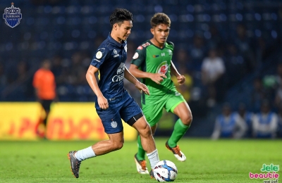 ไฮไลท์เต็ม TOYOTA THAI LEAGUE 2018 บุรีรัมย์ ยูไนเต็ด 3-0 ประจวบ เอฟซี